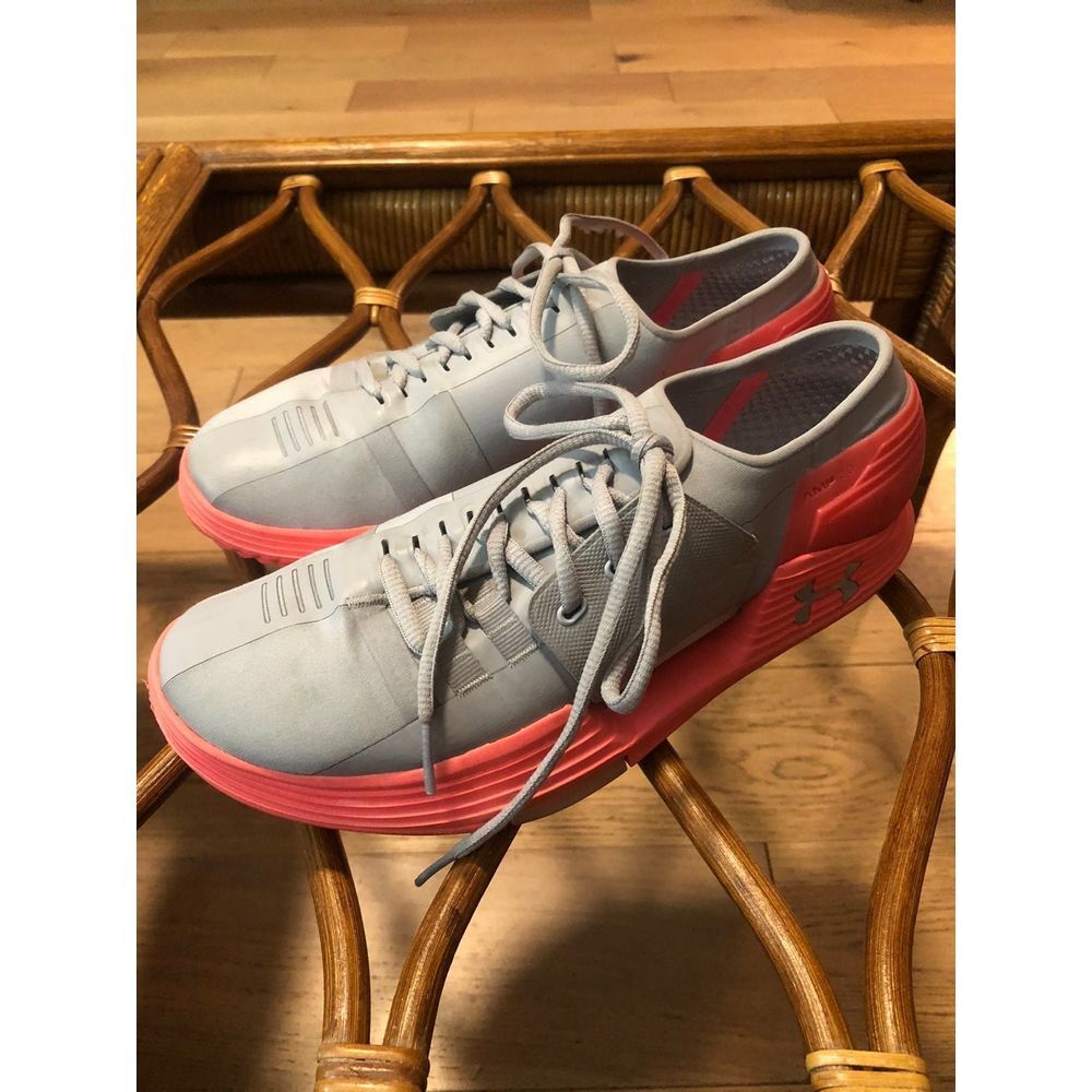 Under Armour Speedform Amp 2.0 size 8